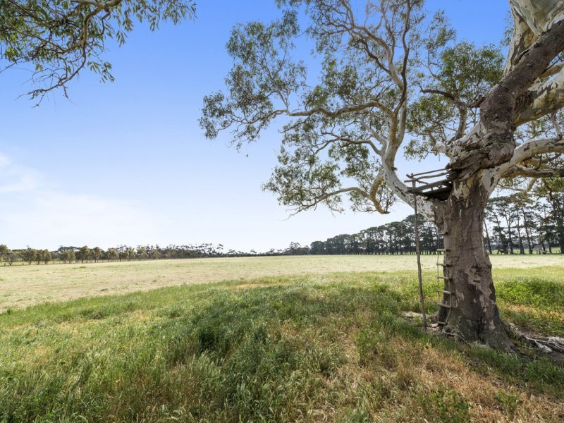 1930 Princes Highway, Buckley VIC 3240