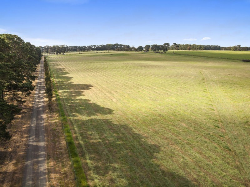 1930 Princes Highway, Buckley VIC 3240