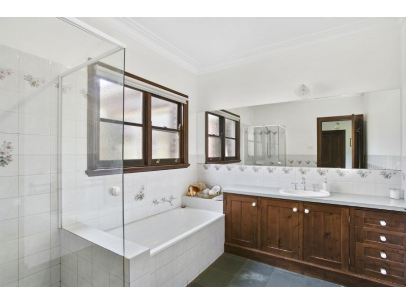 45 Dog Rocks Road, Batesford VIC 3221