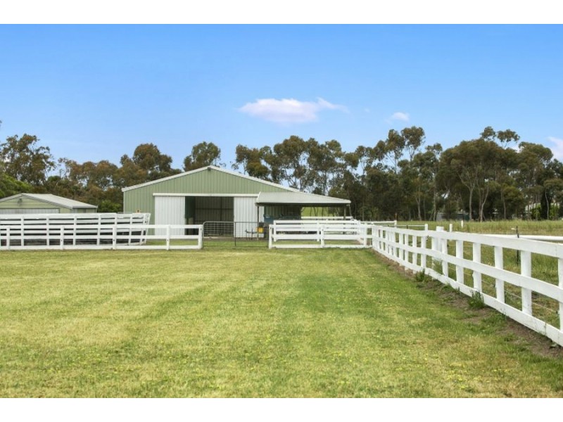30 Batten Road, Marshall VIC 3216