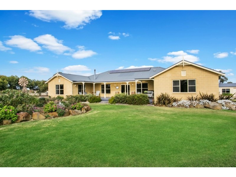 14 Bates Court, Batesford VIC 3221