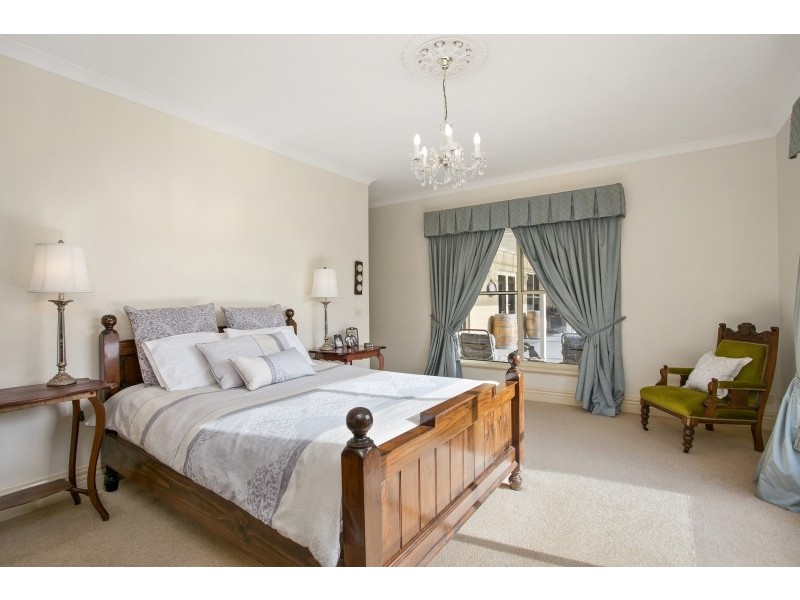 14 Bates Court, Batesford VIC 3221