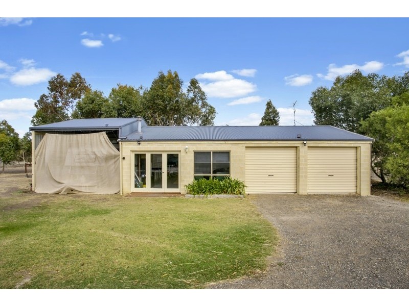 14 Bates Court, Batesford VIC 3221