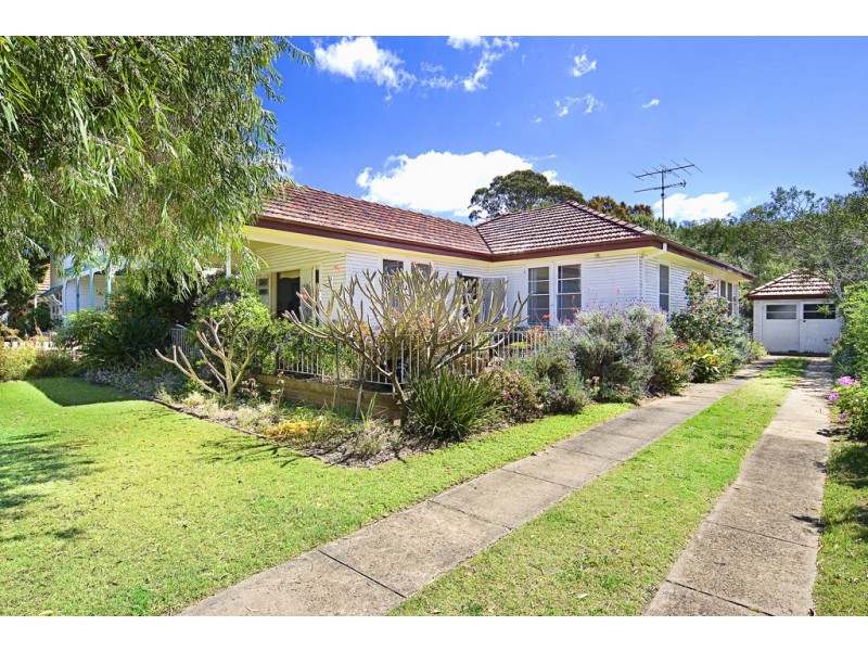 12 Ross Street, Newport NSW 2106