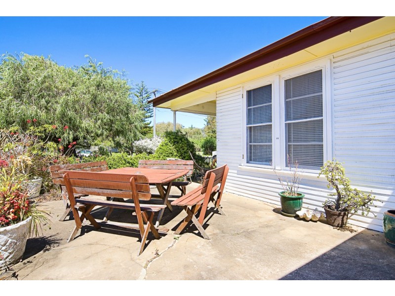 12 Ross Street, Newport NSW 2106