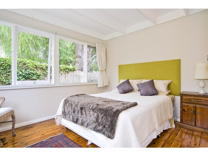 97 Queens Parade (East), Newport NSW 2106