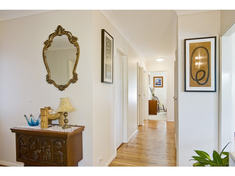 9 Mount Pleasant Avenue, Mona Vale NSW 2103