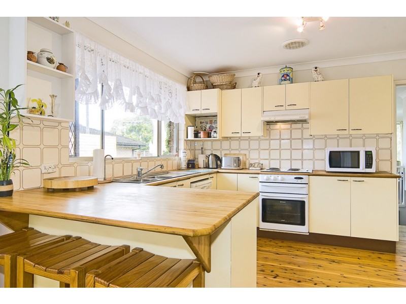 9 Mount Pleasant Avenue, Mona Vale NSW 2103