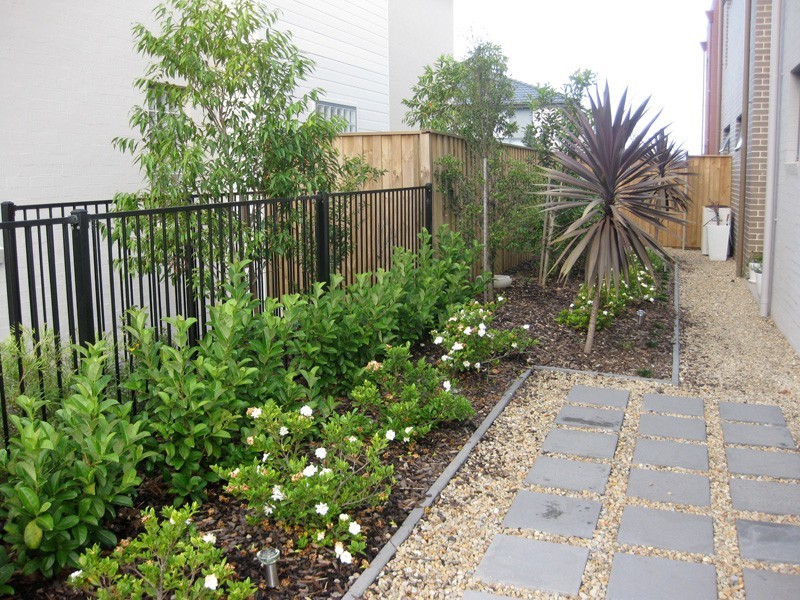 2/10 Angophora Circuit, Warriewood NSW 2102