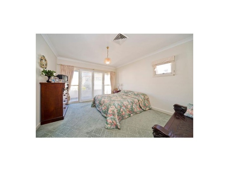 5 Garigal Place, Mona Vale NSW 2103