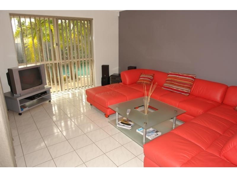 Parkwood QLD 4214
