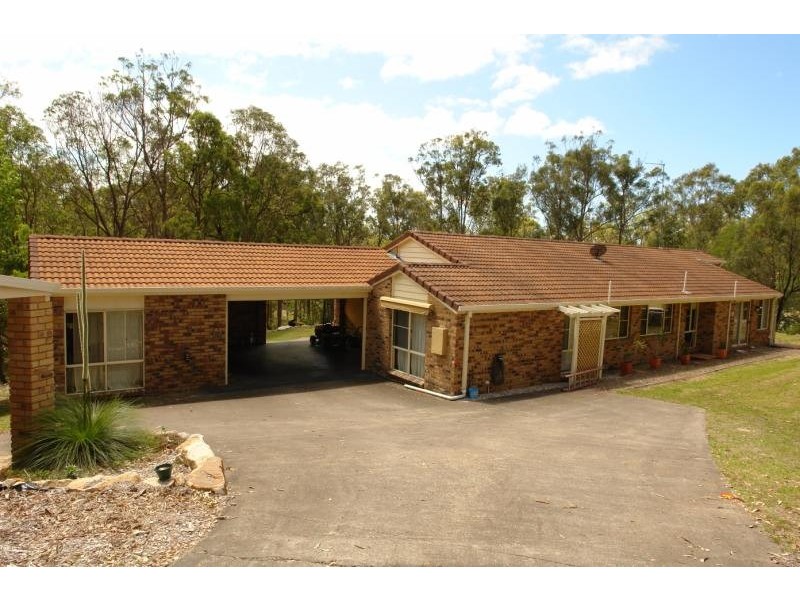 Gaven QLD 4211