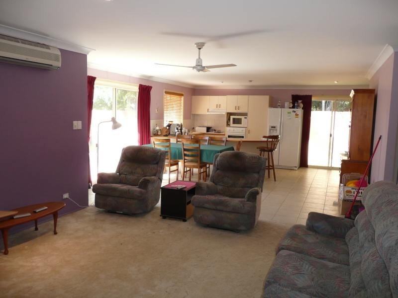 Parkwood QLD 4214