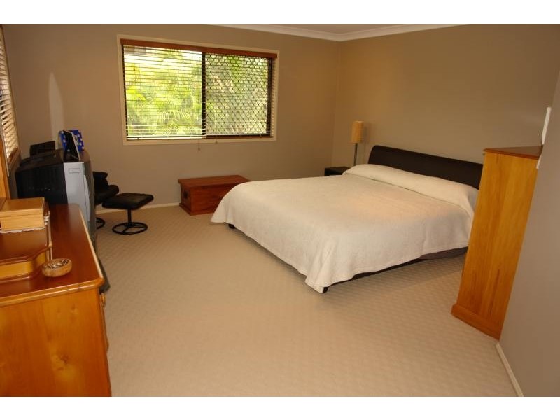 19 O’Brien Court, Arundel QLD 4214