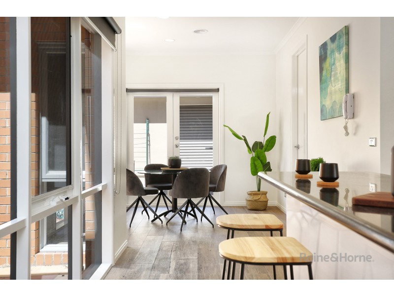 20 Waterford Avenue, Maribyrnong VIC 3032