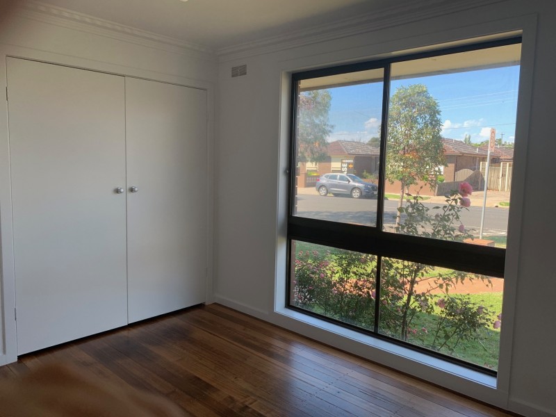 1/28 Middle Road, Maribyrnong VIC 3032