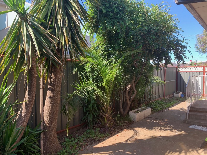 1/28 Middle Road, Maribyrnong VIC 3032