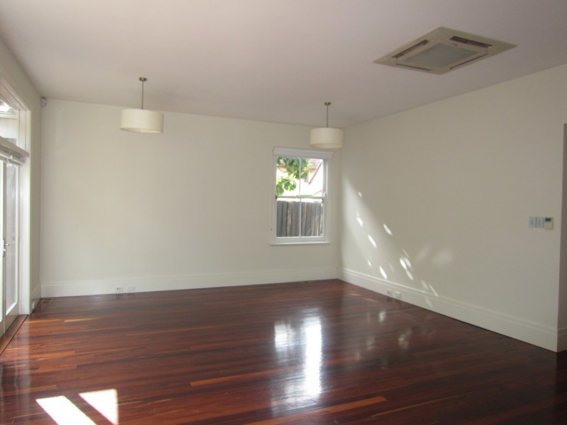 18 Kent Street, Ascot Vale VIC 3032