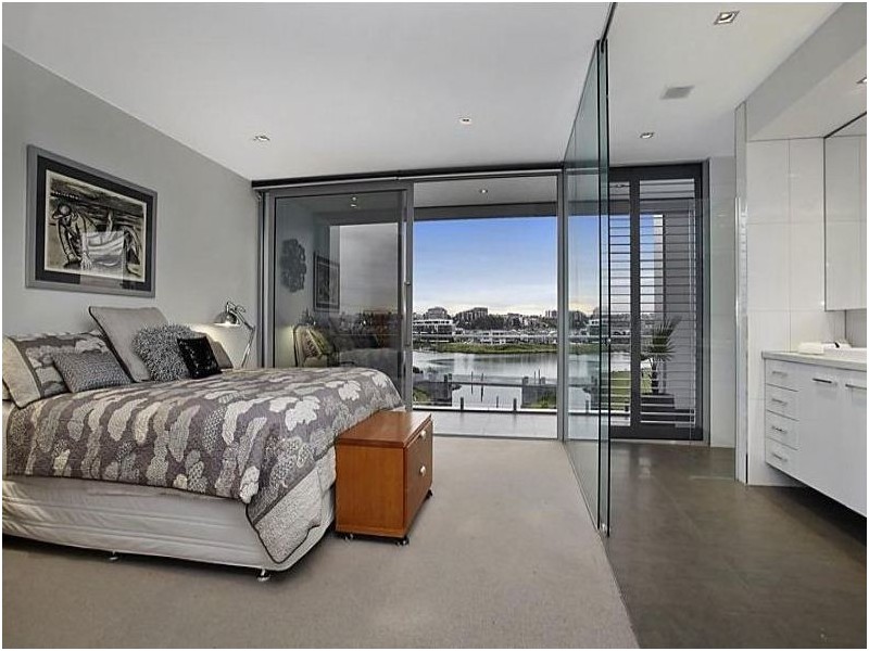 11B Fisher Parade, Ascot Vale VIC 3032