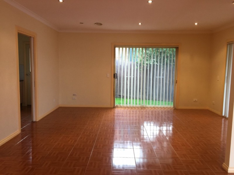 1/121 Raleigh Road, Maribyrnong VIC 3032