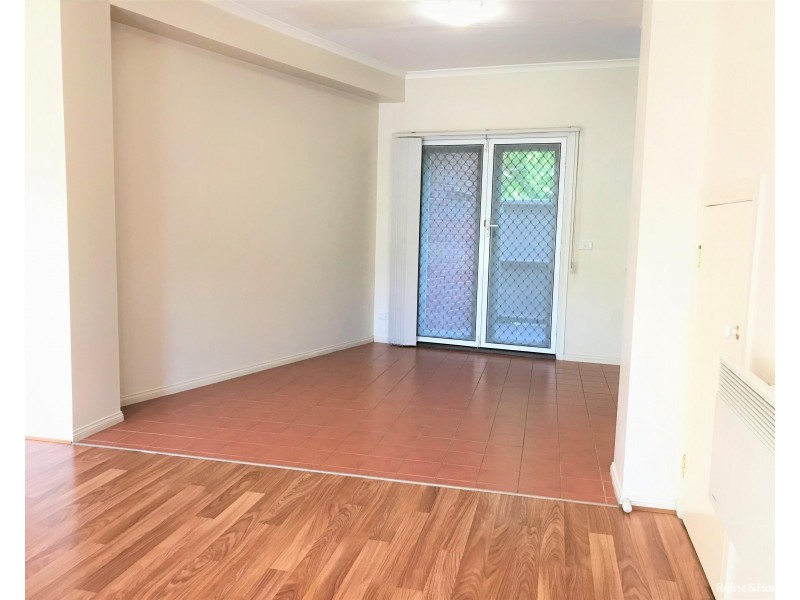 94 The Crescent, Kensington VIC 3031