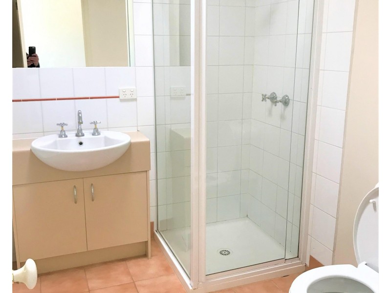 94 The Crescent, Kensington VIC 3031