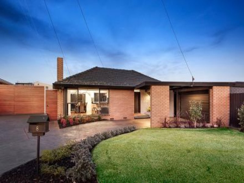 8 Patrick Court, Airport West VIC 3042