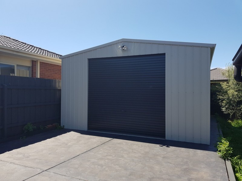 8 Patrick Court, Airport West VIC 3042