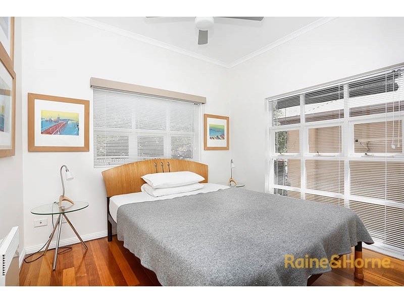 8 Parade Square, Maribyrnong VIC 3032