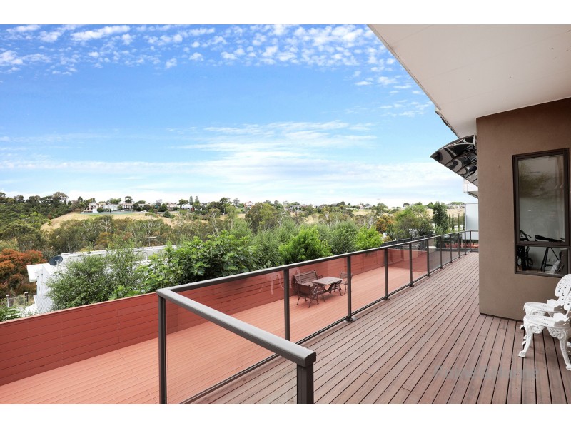 20 Riverbend Way, Sunshine North VIC 3020