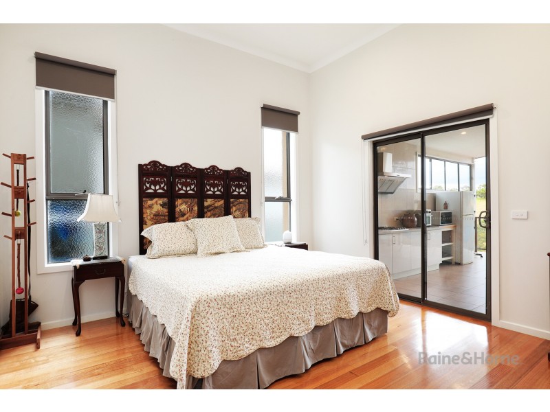 20 Riverbend Way, Sunshine North VIC 3020