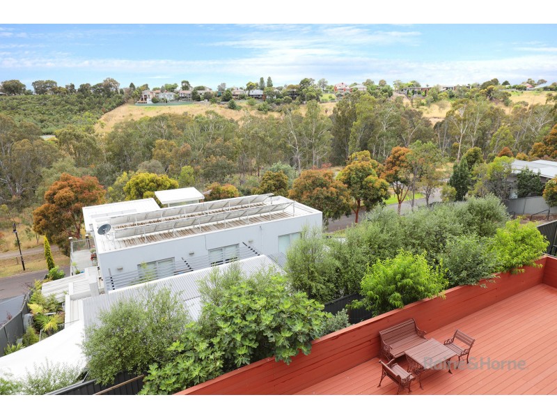 20 Riverbend Way, Sunshine North VIC 3020