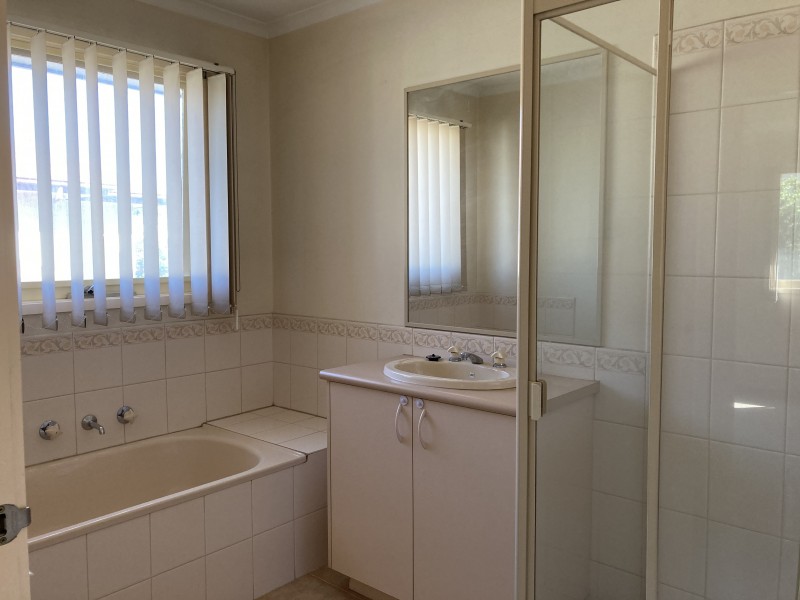 12 Halford Lane, Kensington VIC 3031