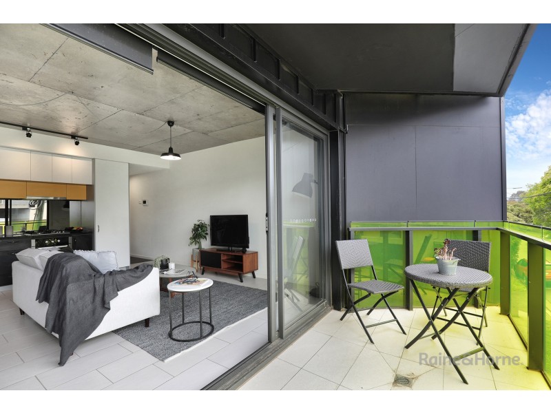 104/18 Whitehorse Road, Blackburn VIC 3130