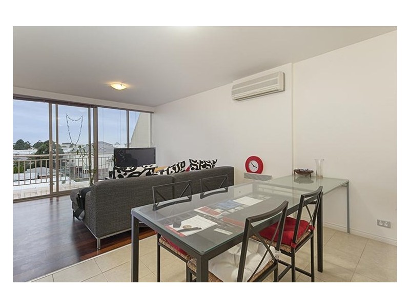 305/77 Village Way, Maribyrnong VIC 3032