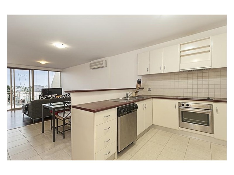 305/77 Village Way, Maribyrnong VIC 3032