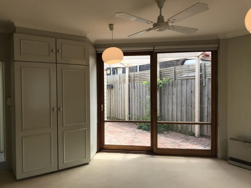 18 Brixton Street, Flemington VIC 3031