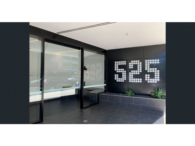 206/525 Mount Alexander Road, Moonee Ponds VIC 3039