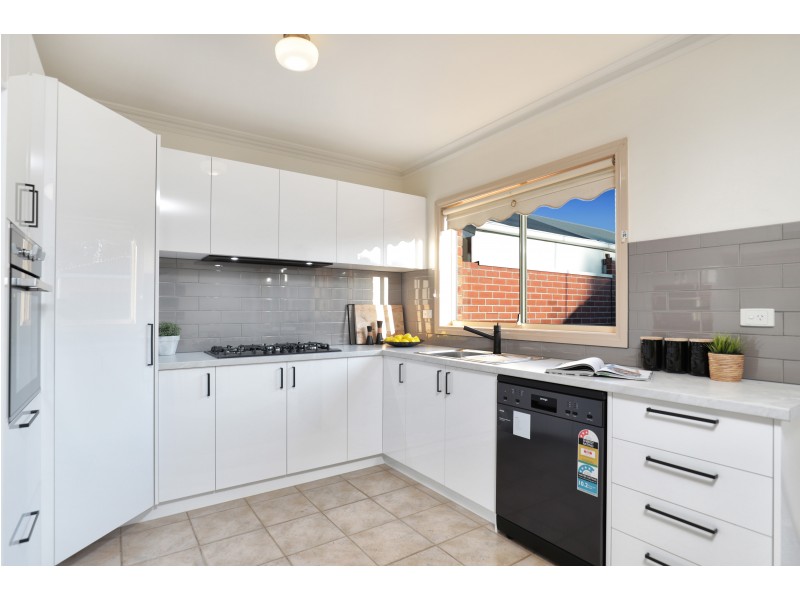 130a DEAN STREET, Moonee Ponds VIC 3039