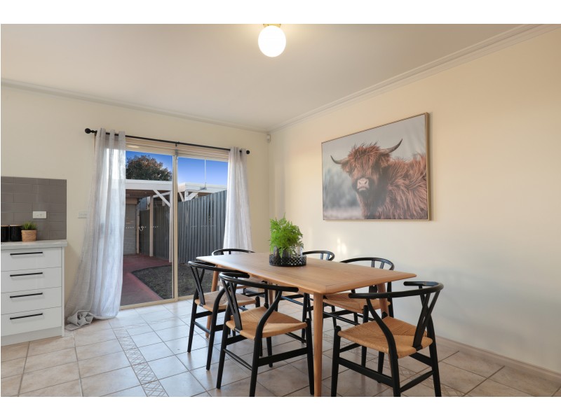 130a DEAN STREET, Moonee Ponds VIC 3039
