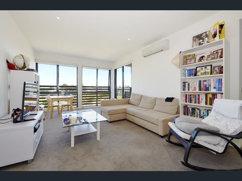 202/90 La Scala Avenue, Maribyrnong VIC 3032