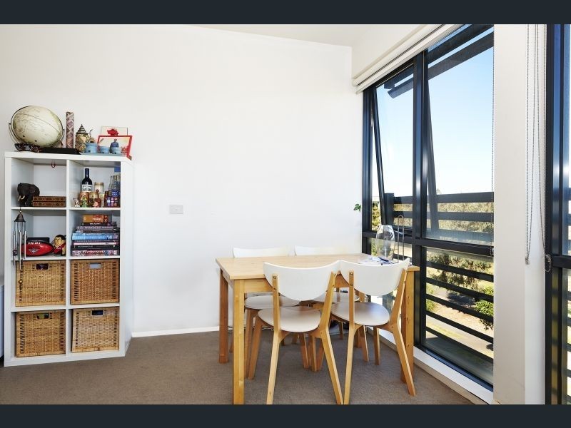 202/90 La Scala Avenue, Maribyrnong VIC 3032
