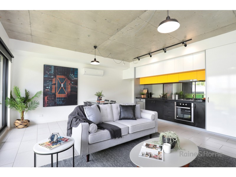 104/18 Whitehorse Road, Blackburn VIC 3130