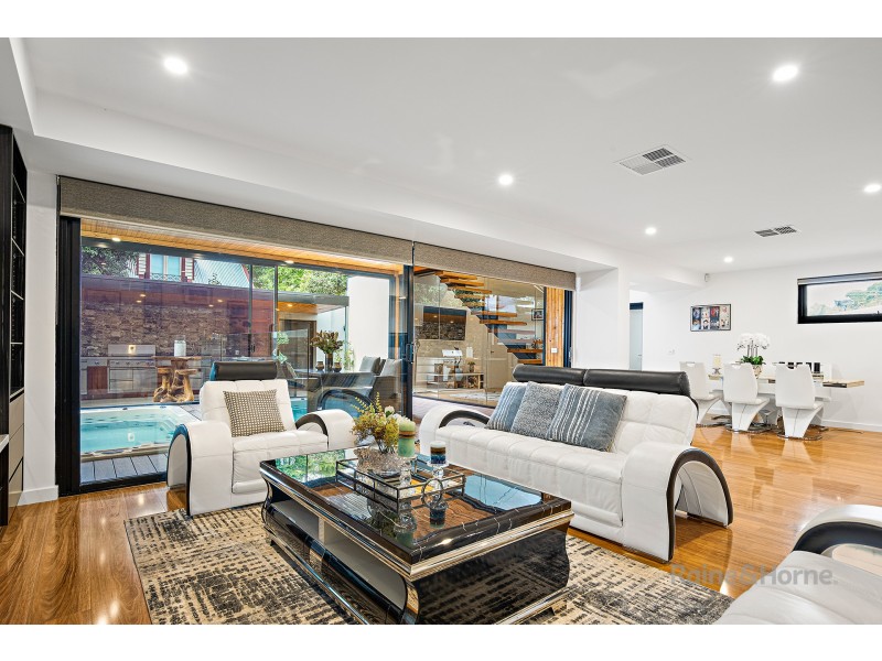 8 Selbourne Street, Ascot Vale VIC 3032
