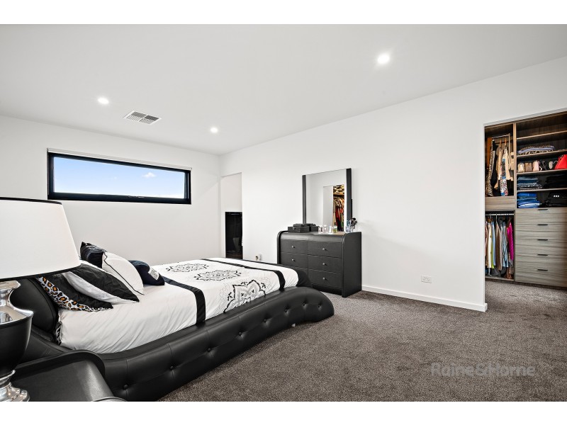 8 Selbourne Street, Ascot Vale VIC 3032