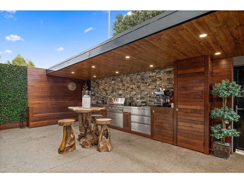 8 Selbourne Street, Ascot Vale VIC 3032
