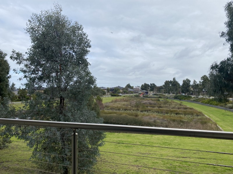 30 Grenville Walk, Lalor VIC 3075