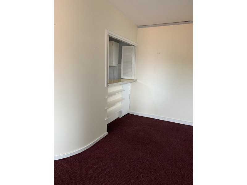 8/39 Myrnong Crescent, Ascot Vale VIC 3032