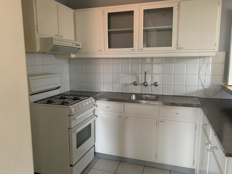 8/39 Myrnong Crescent, Ascot Vale VIC 3032