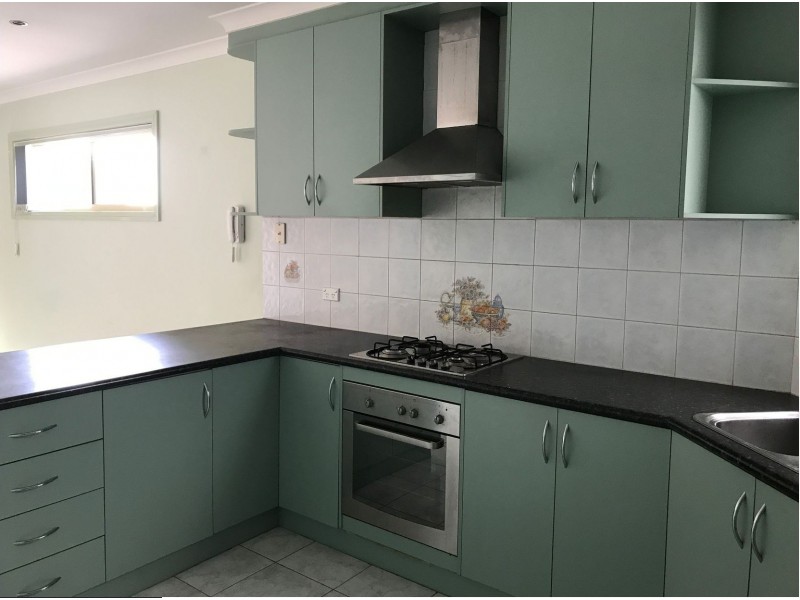 2/121 Raleigh Road, Maribyrnong VIC 3032